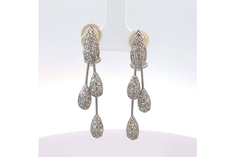 ピアスイヤリング K18,750 ダイヤ合計2.20ct の買取実績｜最新相場で 