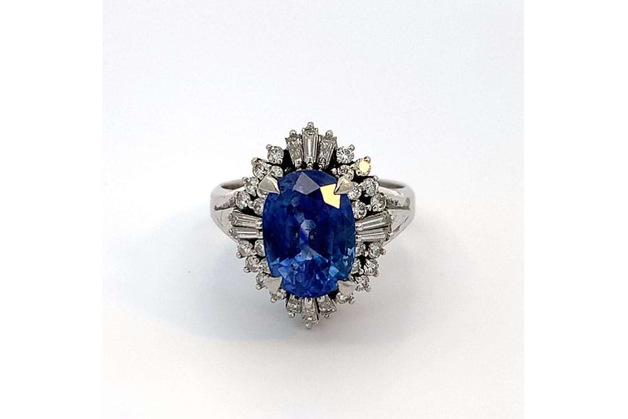 リング Pt900 約12号 サファイア3.63ct ダイヤ0.39 ダイヤ0.34ct の  