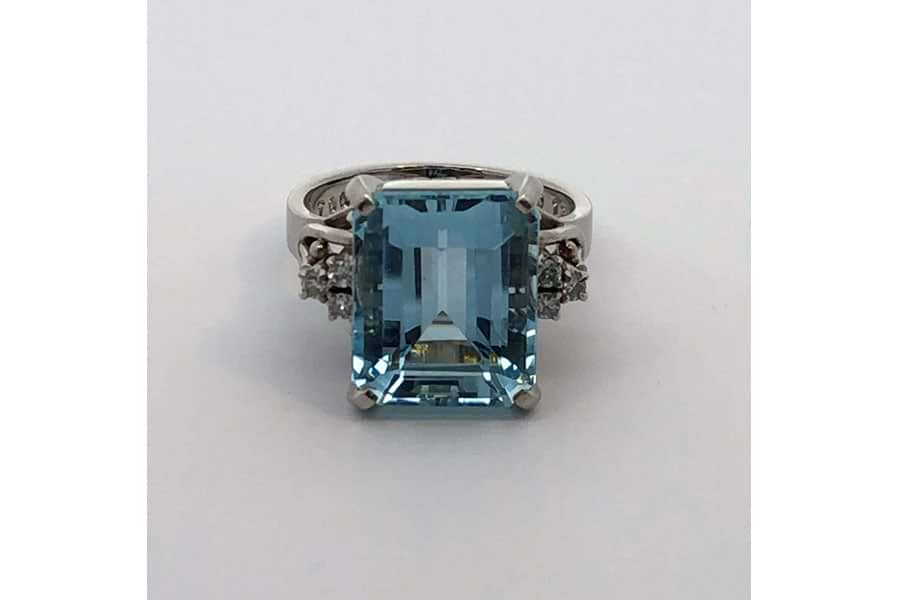 Aquamarine Pt900アクアマリン ダイヤモンドリング (NO.128671