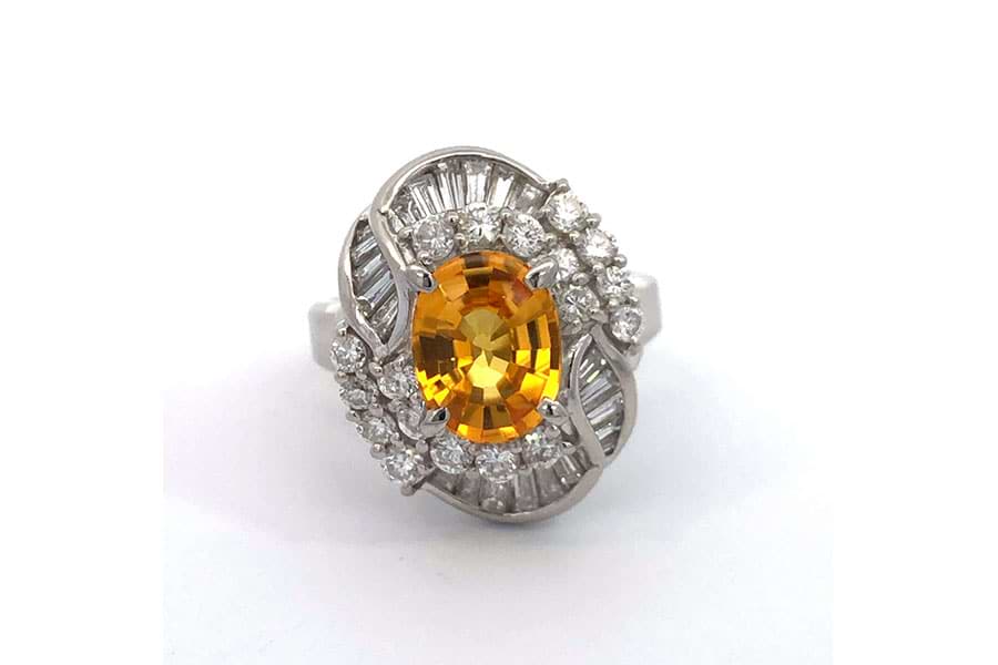 リング Pt900 約9.5号 黄色石2.14ct ダイヤ1.20ct