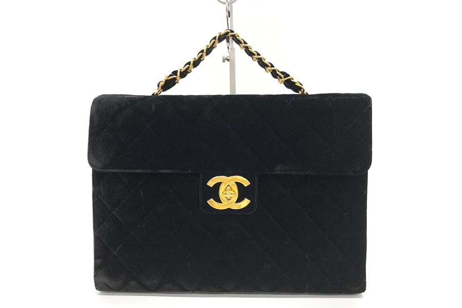 シャネル マトラッセ ベロアチェーンショルダーバッグ