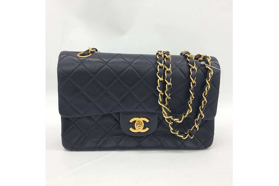 シャネル マトラッセ23 WフラップWチェーンショルダーバッグ