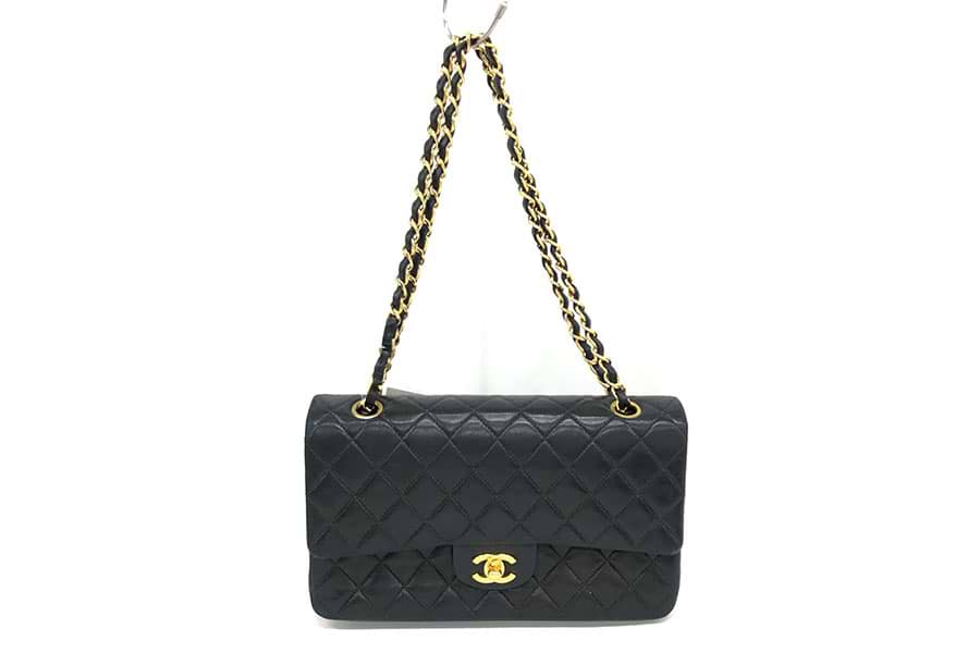 シャネル マトラッセ25 WフラップWチェーンショルダーバッグ