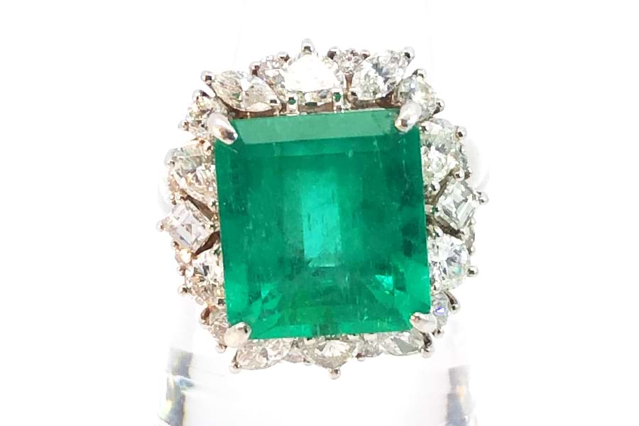 質屋出品》Pt850☆天然エメラルド0.52ct+ダイアモンドリング☆C