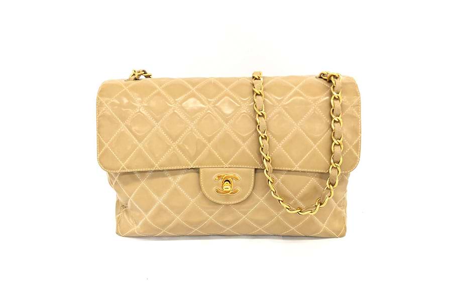 シャネル マトラッセ エナメルチェーンショルダーバッグ