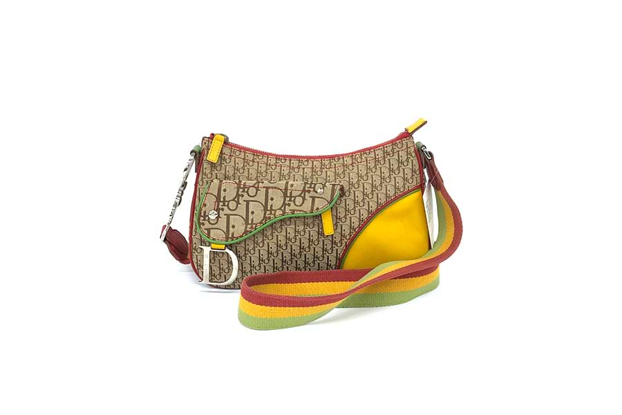 【格安・新品】総額15,000円以上★Dior★まとめ売り！おまけ付き ChristianDior LADY D-LITE ミディアムバッグ 買取実績 | 玉光堂