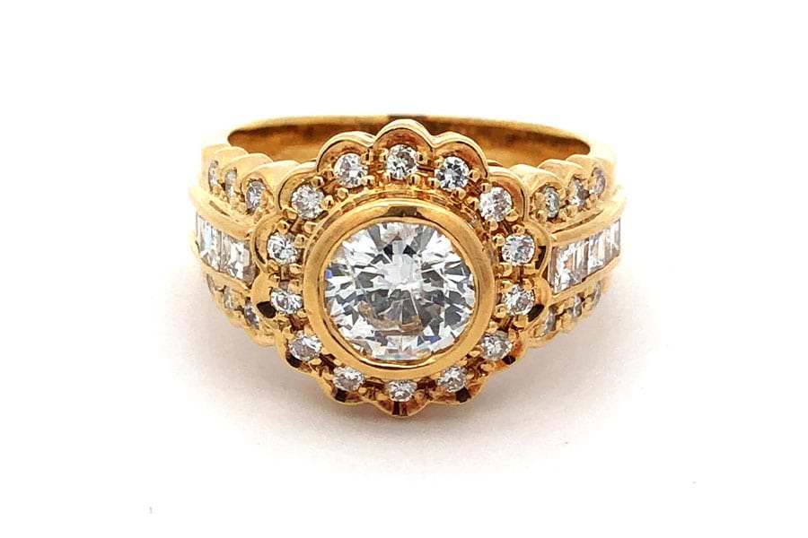 リング K18 約11号 ダイヤ1.007ct ダイヤ0.64ct@@ の買取実績