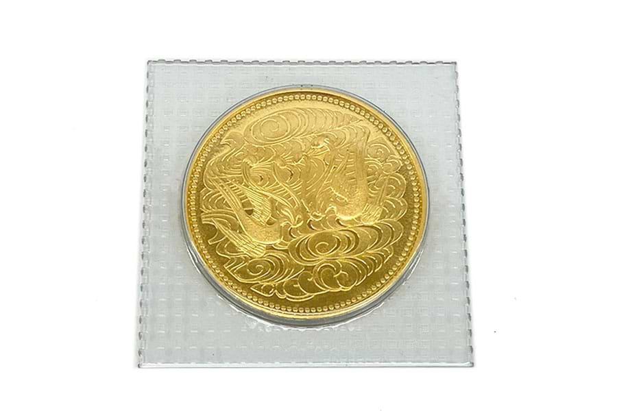 天皇陛下御在位60年記念10万円金貨 の買取実績｜最新相場で高価買取 