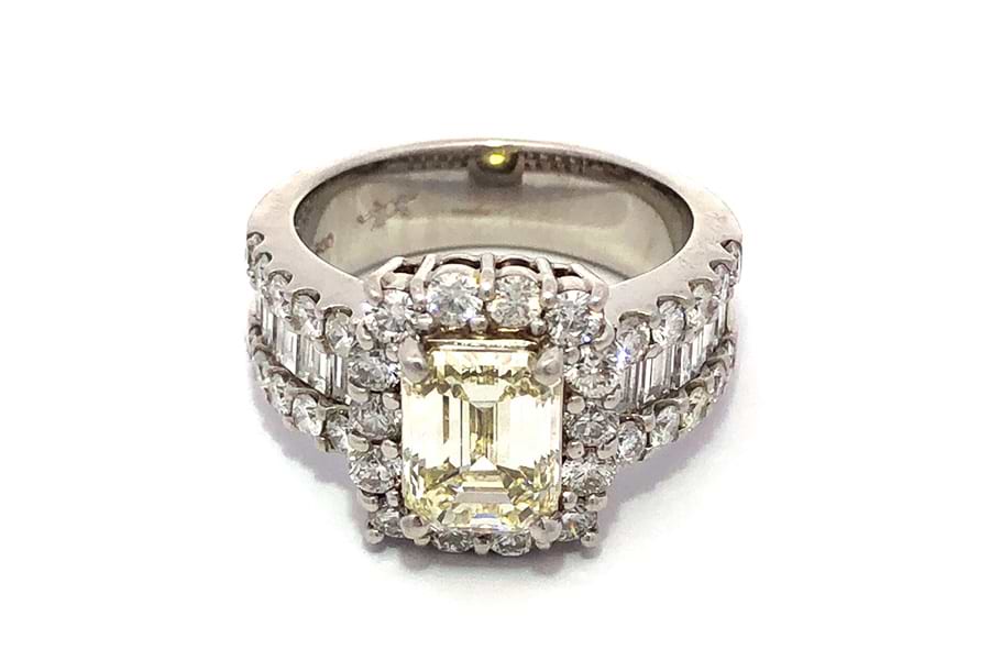 PT900 大特価ダイヤモンド　リング プラチナ900 ダイヤモンド クロス リング / Pt900 Diamond cross