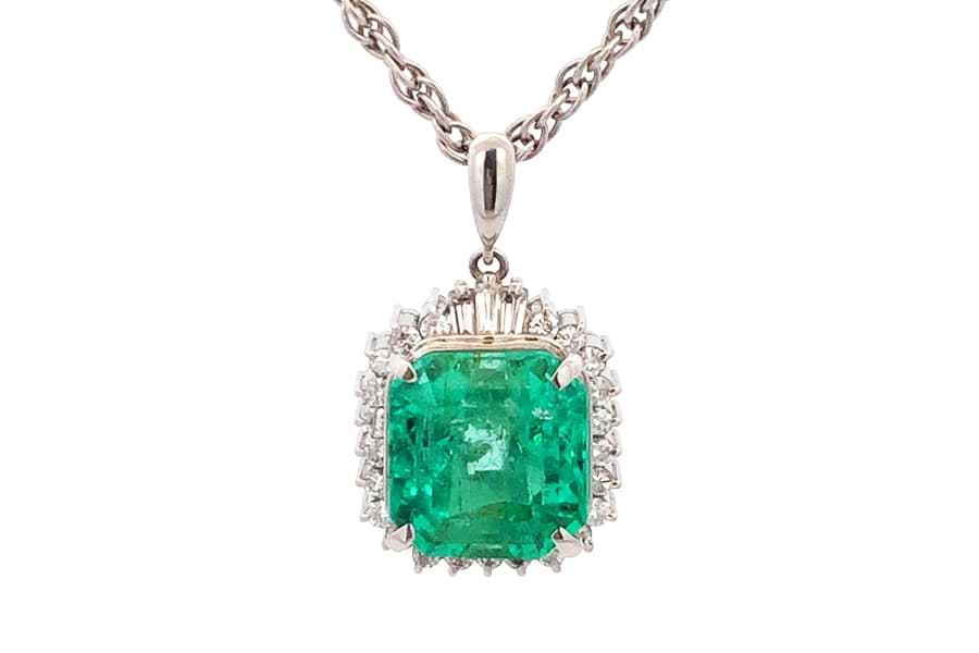 Pt900 & Pt850✨エメラルド0.45ct✨D0.30ct✨ネックレス✨ 2023年10月買取】エメラルド ダイヤモンド ネックレス Pt900