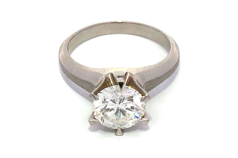 も*ん様 最高級品PT900オパール1.74ct!ダイヤ0.13ctリング300 pt900 リング オパール0.57ct/md0.13ctのオパール買取の実績