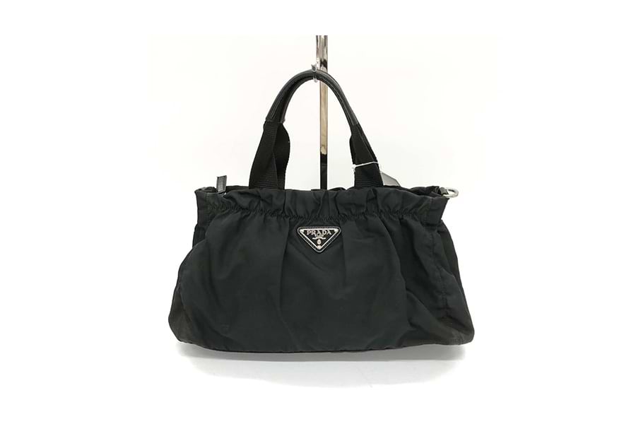 エトレトウキョウ⭐︎新品未使用⭐︎ラフィアバッグ　ブラック プラダ ラフィア トートバッグのプラダ買取の実績｜最新相場で