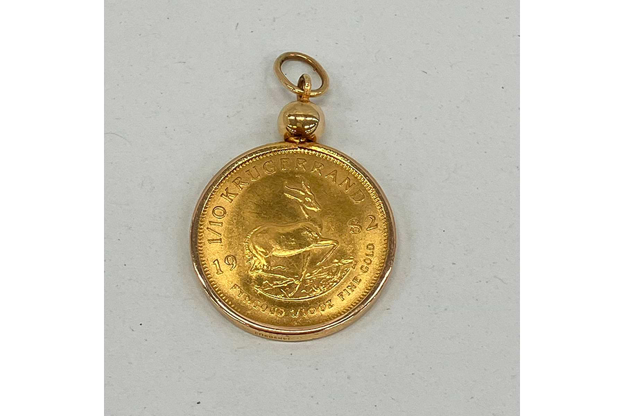 最終)クルーガーランド金貨 1/10oz×2枚 K22 クルーガーランド金貨 1/10oz K18枠付き 2点 の買取実績