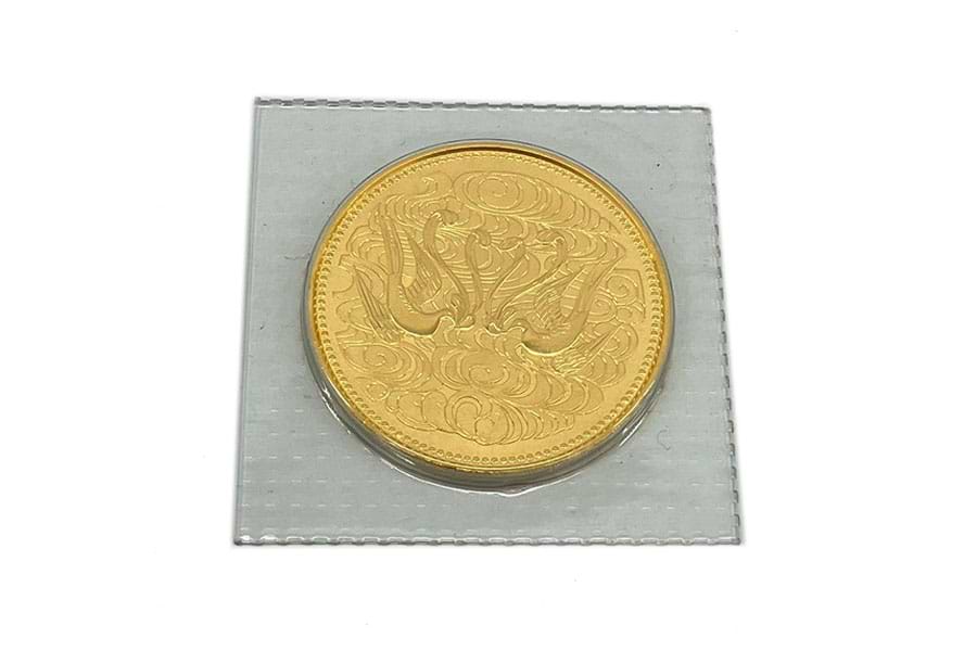 御在位記念10万円金貨