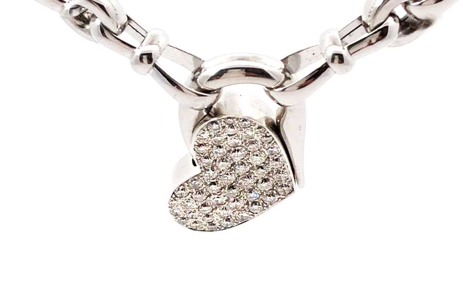 750×ダイヤモンドネックレス