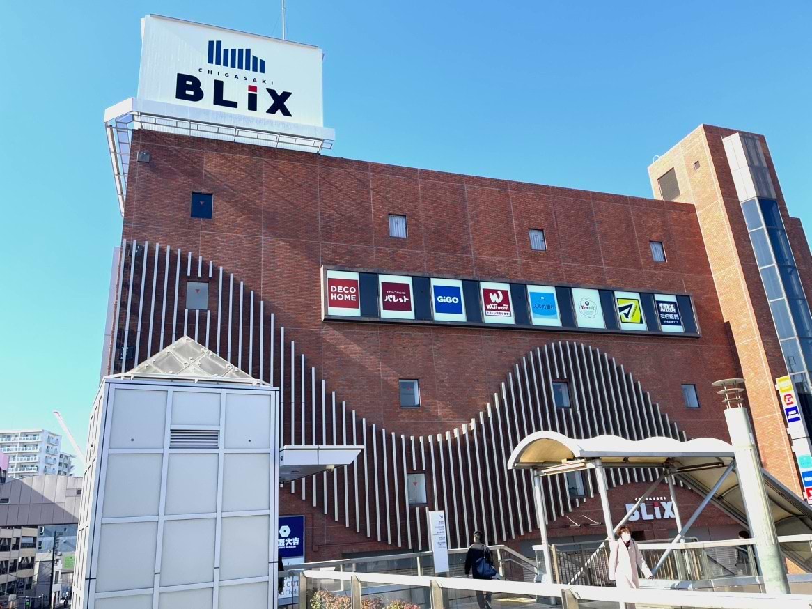 4階に上がっていただくと当店がございます