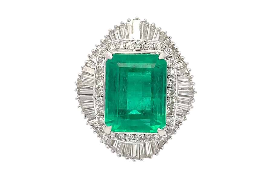 Pt900×エメラルド×ダイヤモンドリング E5.35ct MD1.60ct