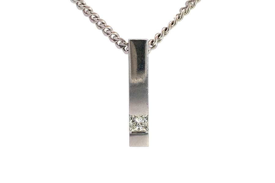 K18WG×ダイヤモンドネックレス D1.00ct