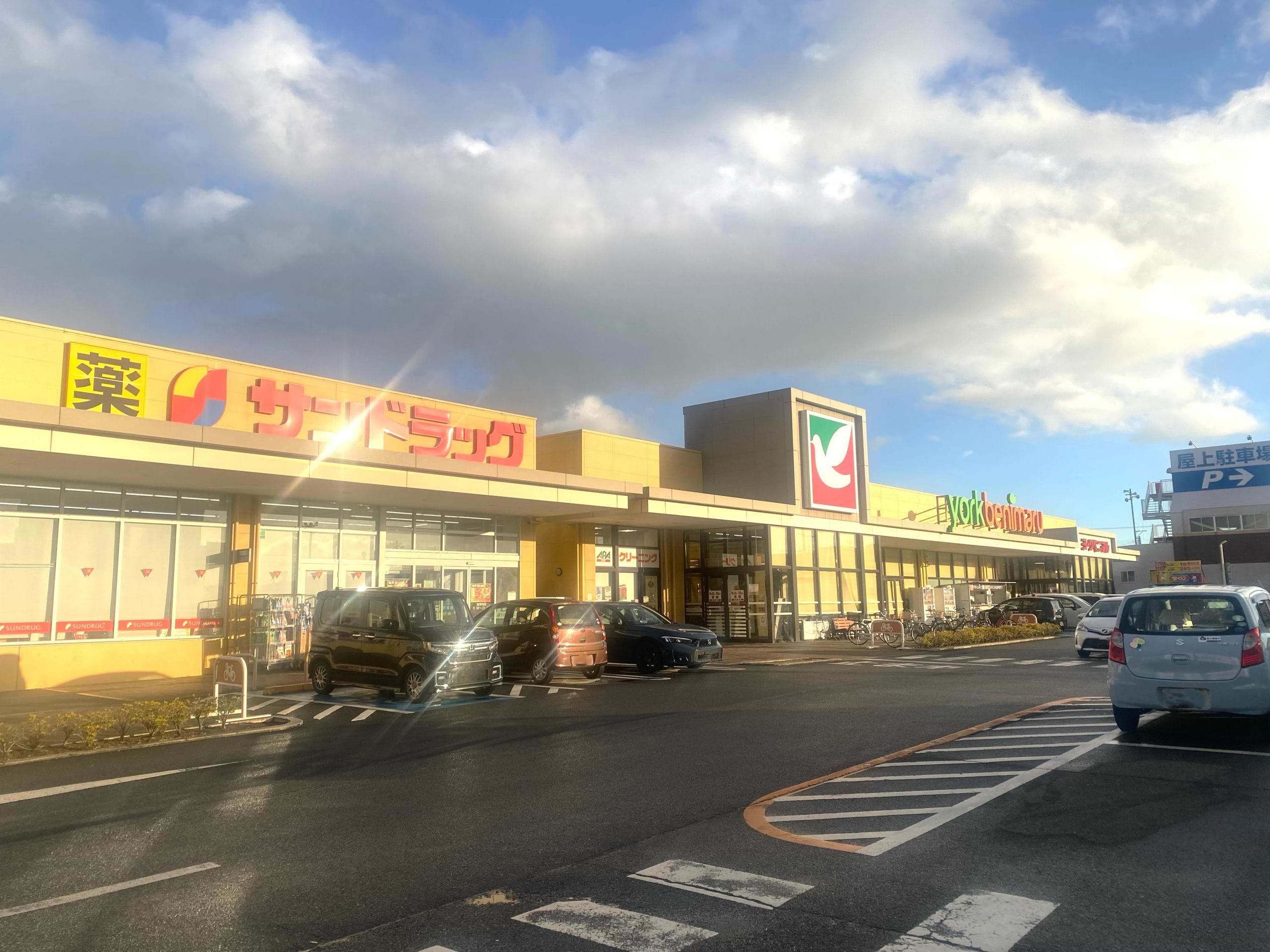 ヨークベニマル石巻中里店さんを左手に中里バイパスを直進します