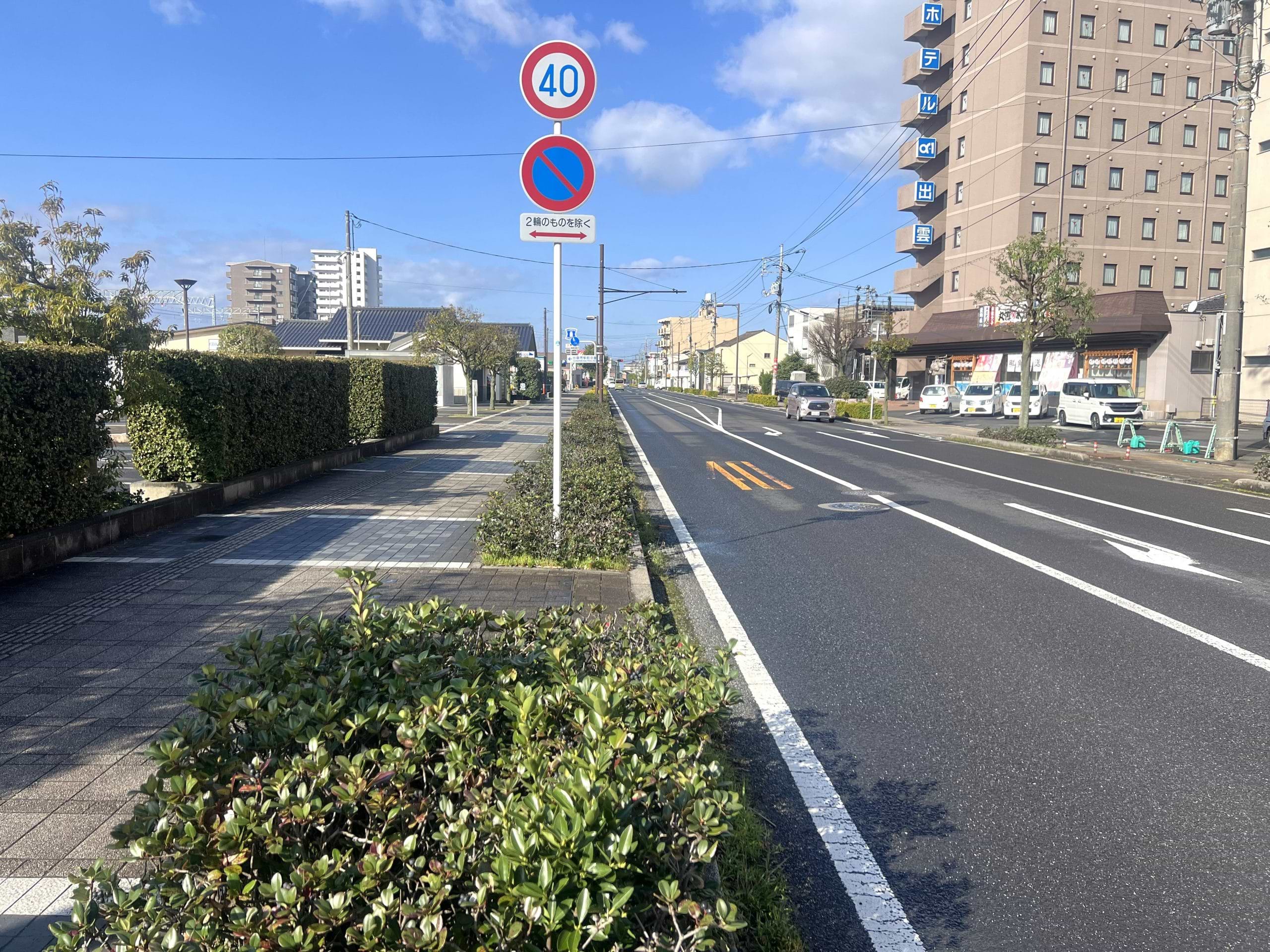駅北ガーデン通りを直進します