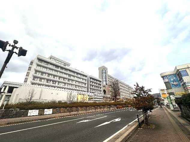 島根大学を右手に直進します