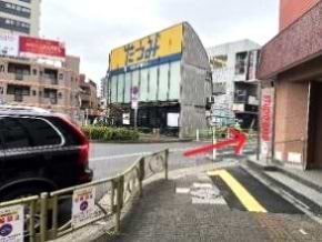 【たつみ】の看板が目印です