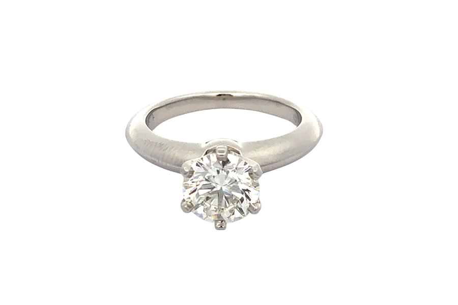 ティファニー セッティング エンゲージメント リング D1.05ct