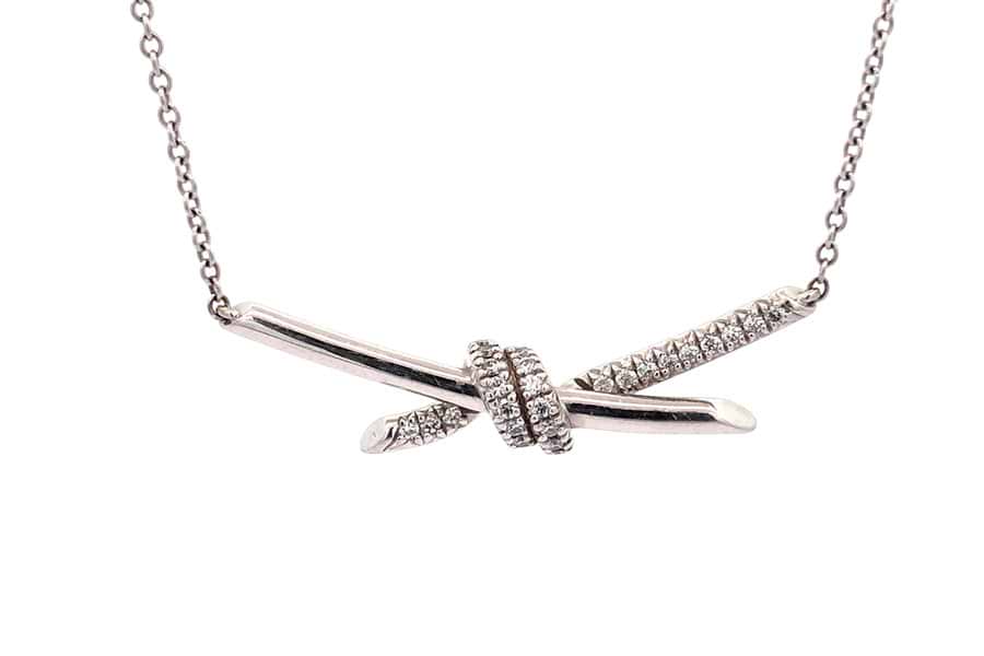 ティファニー ノット ネックレス D0.25ct