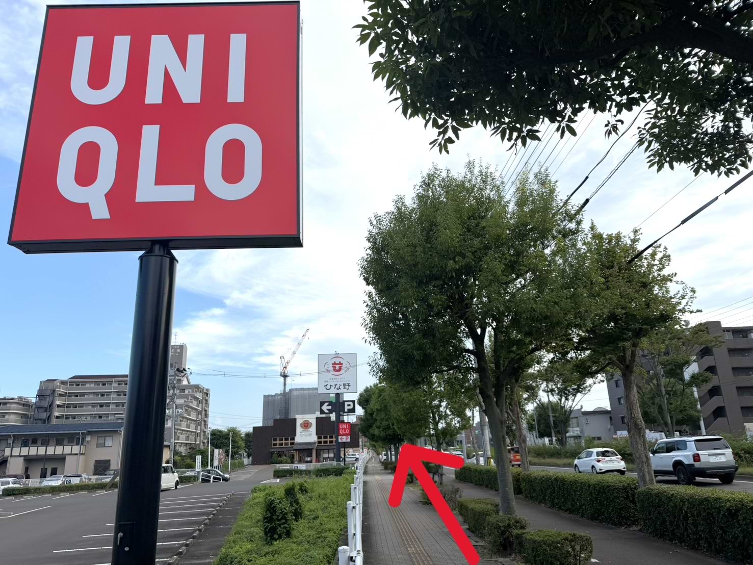 “UNIQLO 長町南店様”を左手に通過します