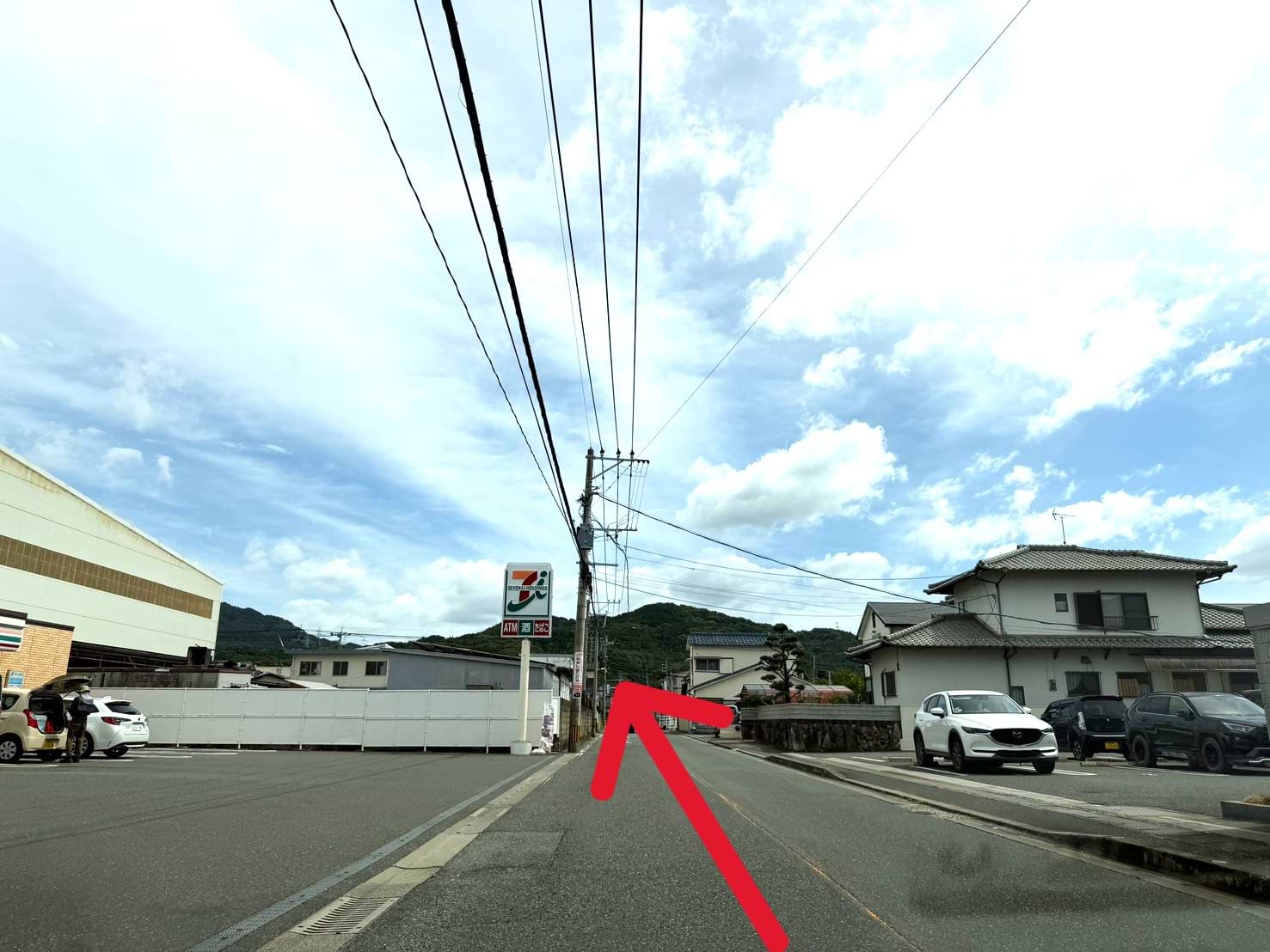 左手にセブンイレブン篠栗御影橋店様を通過します