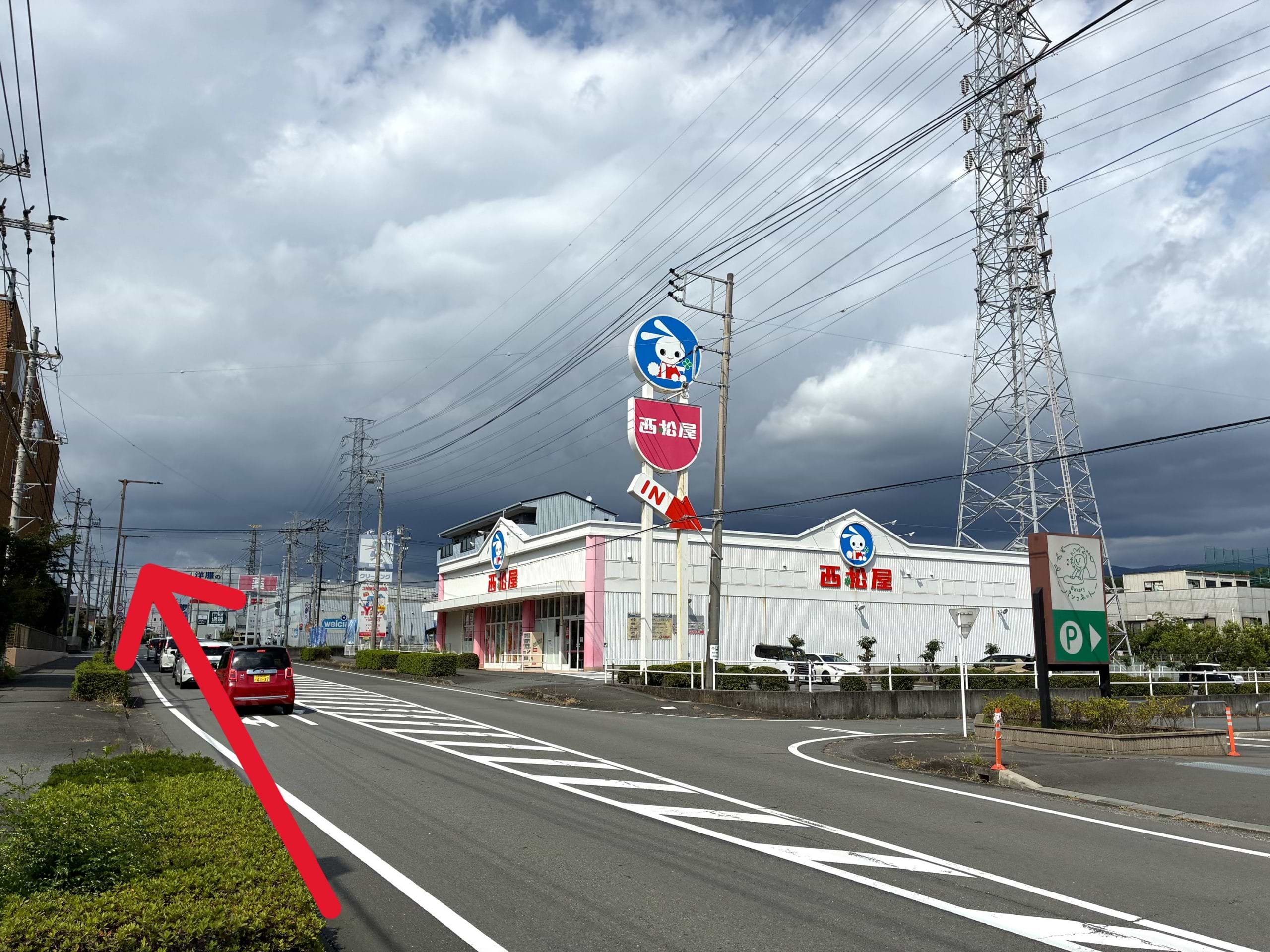 西松屋 裾野店を右手に通過します 
