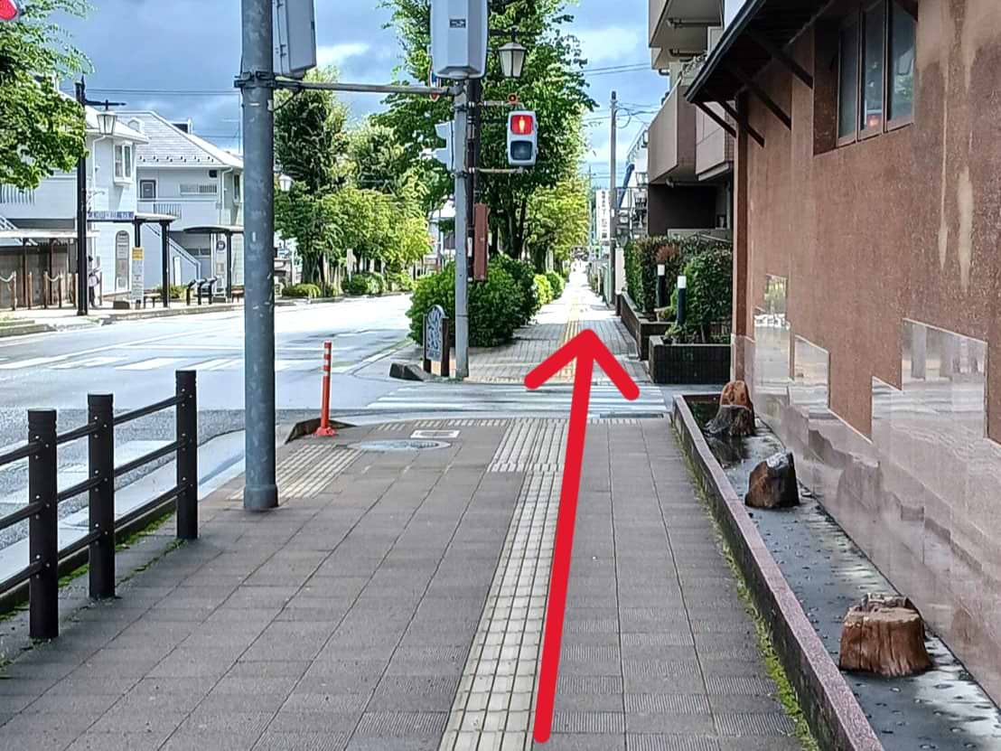 そのまま250ｍほど直進します