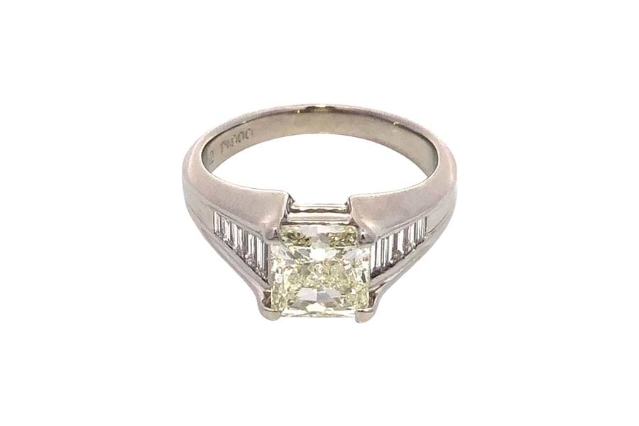 リング D2.002ct D0.30ct