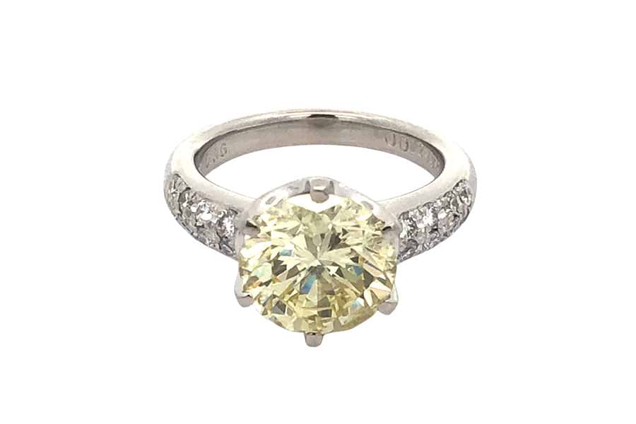 Pt900×ダイヤモンドリング D3.507ct MD0.36ct