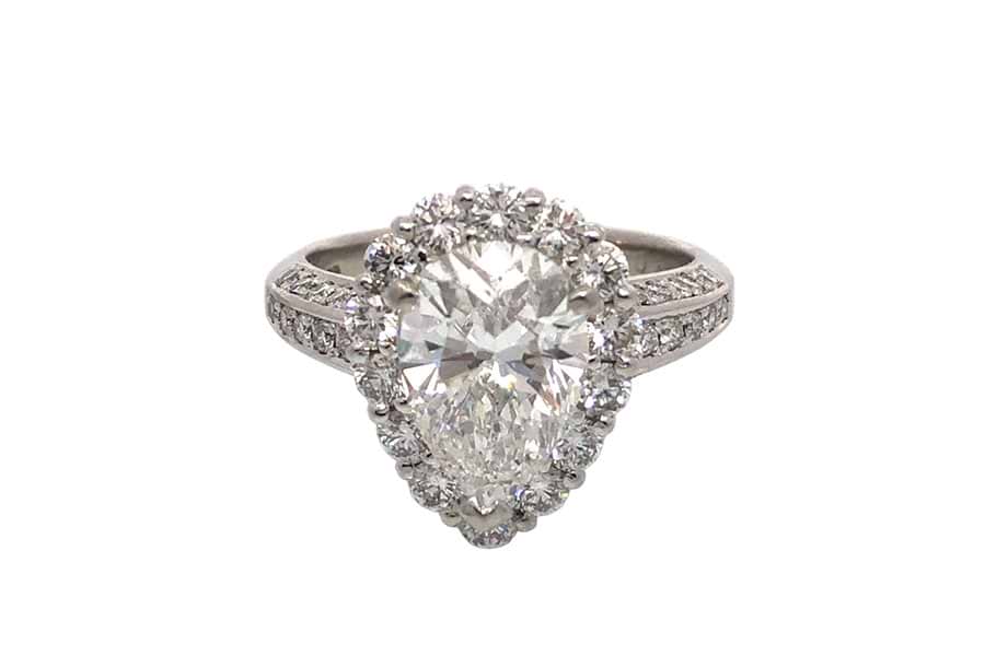 Pt900×ダイヤモンドリング D2.04ct MD0.83ct