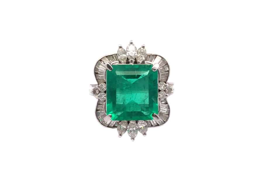 Pt900×エメラルド×ダイヤモンドリング E5.95ct MD1.402ct