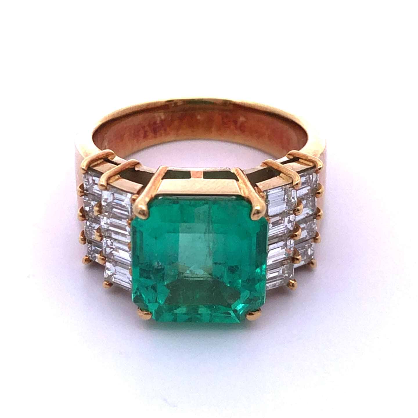 K18×エメラルド×ダイヤモンドリング E4.59ct MD1.41ct