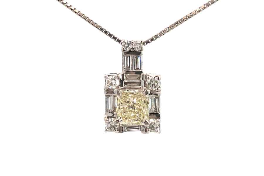 ネックレス D1.632ct D0.93ct