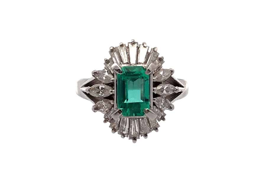 Pt900×エメラルド×ダイヤモンドリング E1.19ct MD1.41ct