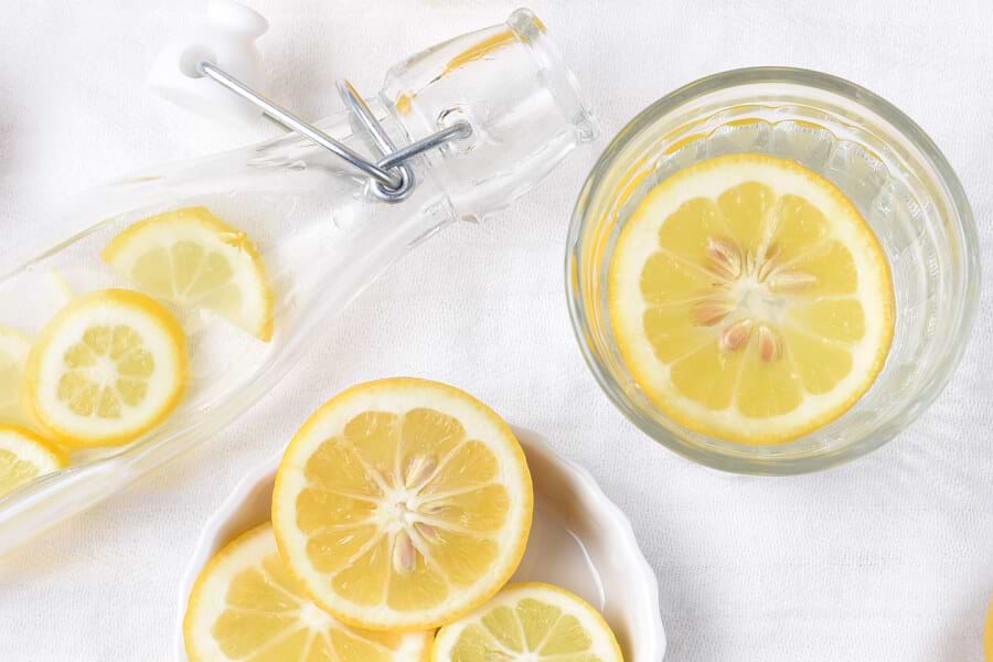 Health Benefits of Lemon and Water thumbnail