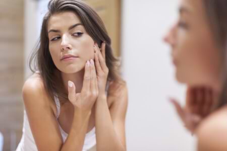 7 Natural Health Solutions for Acne thumbnail
