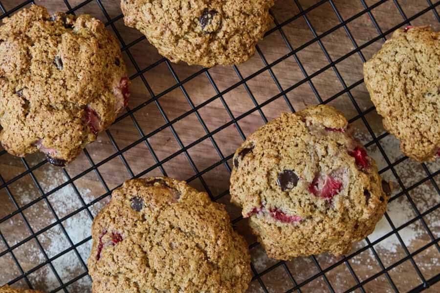 Strawberry Chocolate Chip Cookies thumbnail