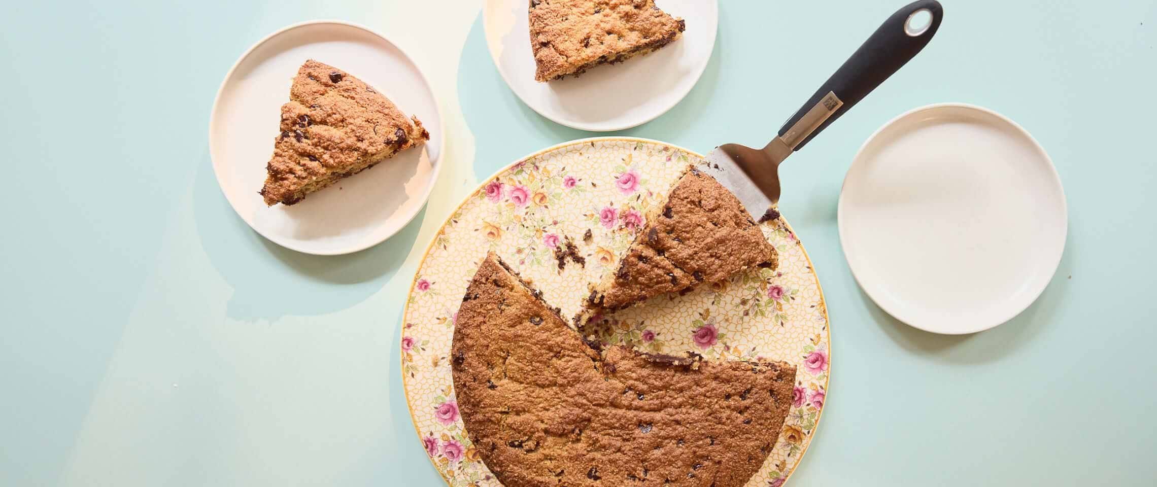 Eggless Rich Milk Cake with Cookie Crumble Top - Eggless sponge Moist Cake  Recipe - YouTube