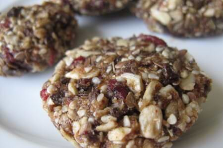 Smart Snacking: 5 Healthy & Tasty Snack ideas thumbnail