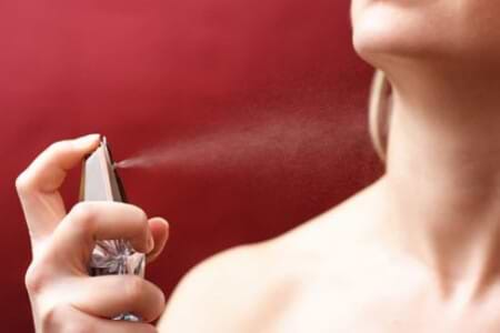 Natural Beauty Tip: 11 reasons to avoid toxic perfume & cologne thumbnail