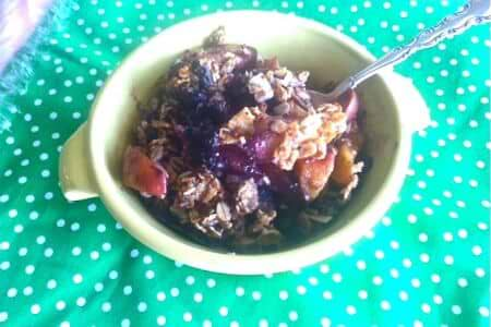 Peach Blueberry Crisp: No flour or dairy (vegan) thumbnail