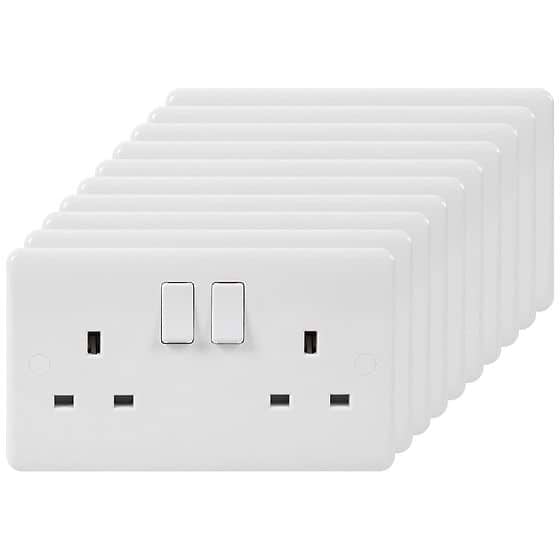 White Plastic 13A 2 Gang Socket
