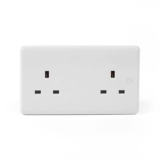 Lieber Silk White 13A 2 Gang Unswitched Socket - Curved Edge