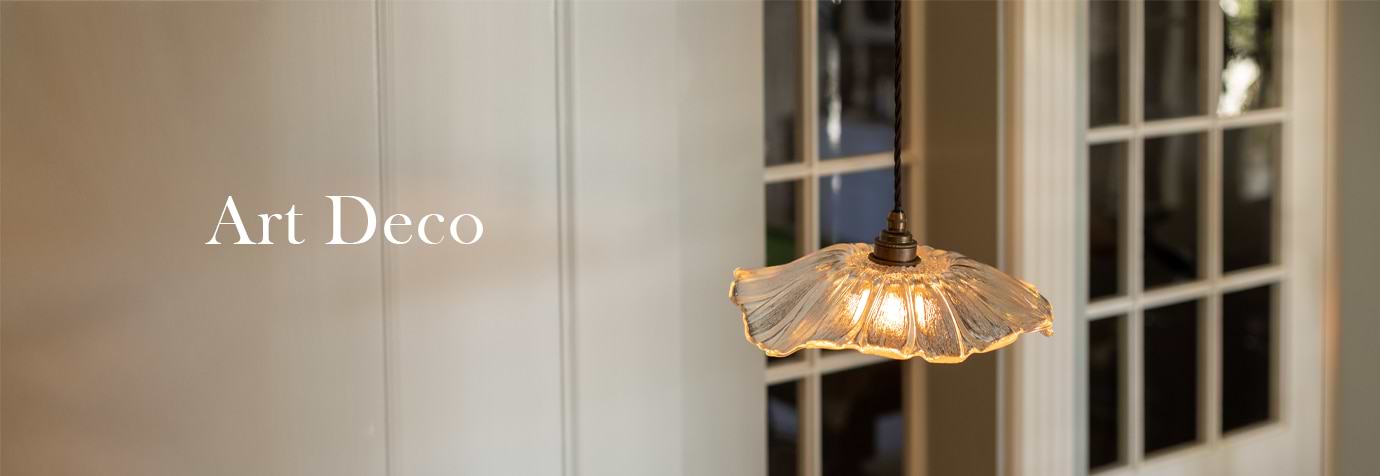 Art Deco (1910s–1930s)