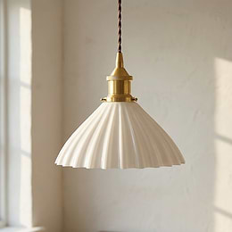 Scallop Shell Surf White Pendant Light